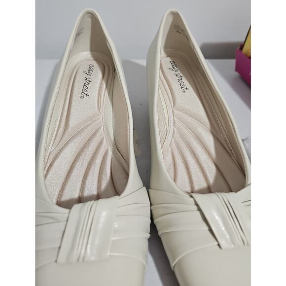 NEW Easy Street Square Toe Pumps Womens 10 Kitten Heel Bone Comfort Slip On - Picture 11 of 11